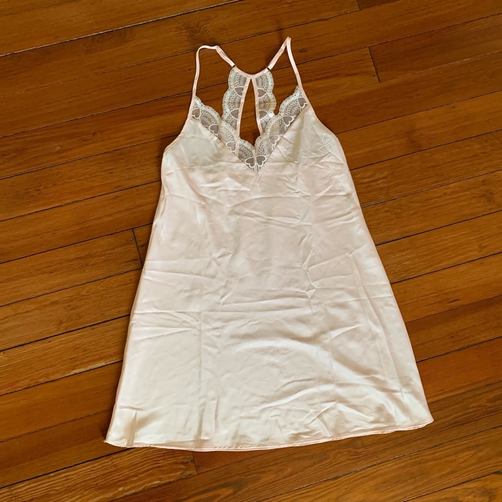 Small silk light pink flora by flora nikrooz negligée